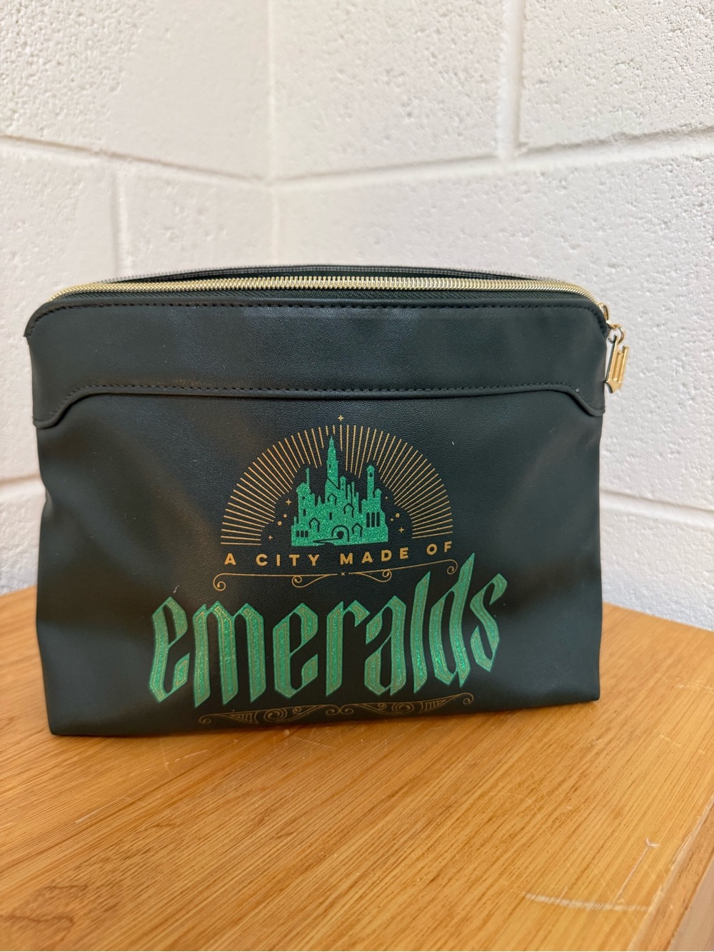 Emerald Green Travel Pouch - City Made of Emeralds Tartan & Twine